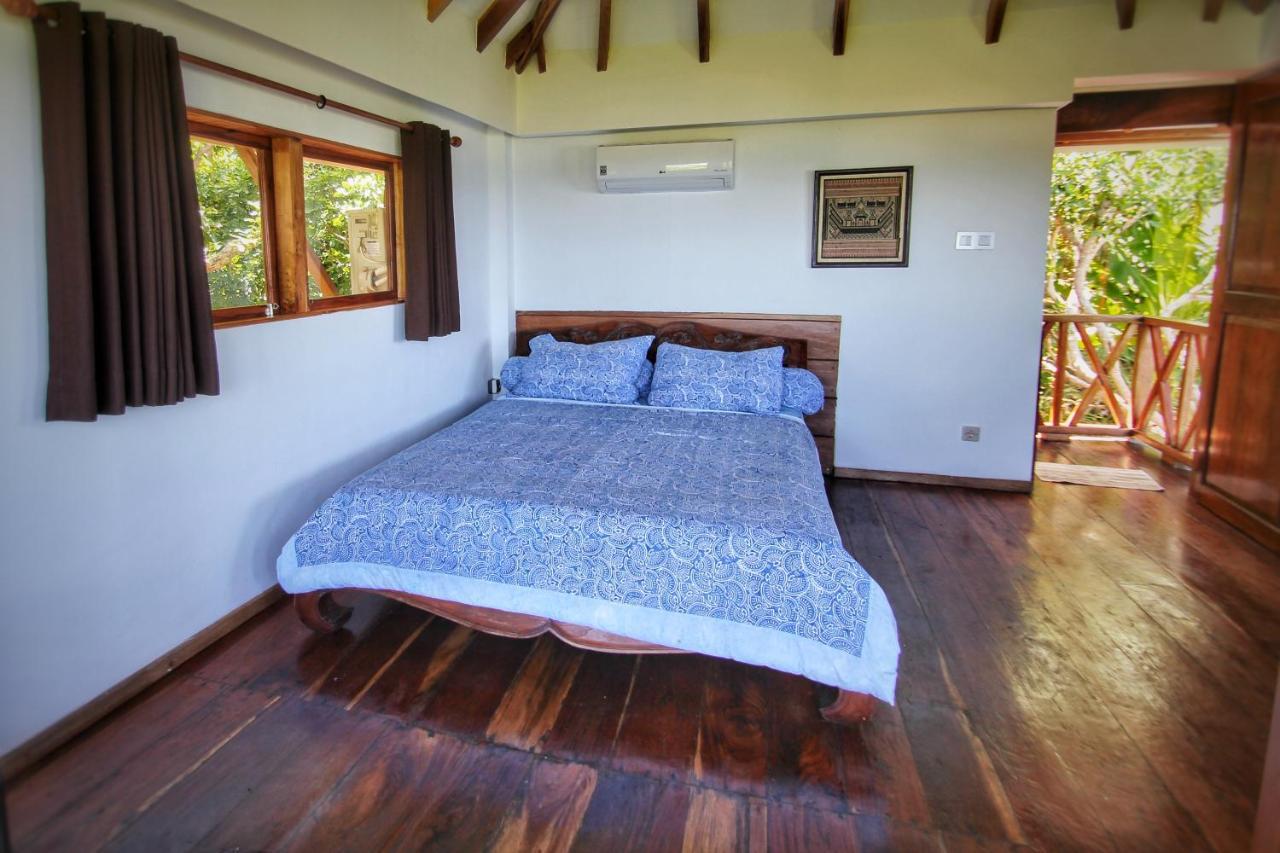 Boa Hill Surf House Hotel เนมบราลา ภายนอก รูปภาพ