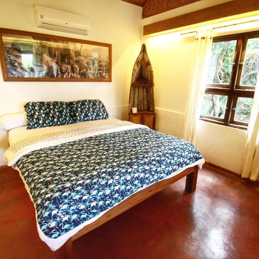 Boa Hill Surf House Hotel เนมบราลา ภายนอก รูปภาพ