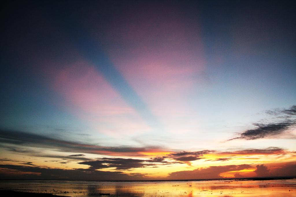 Boa Hill Surf House Hotel เนมบราลา ภายนอก รูปภาพ
