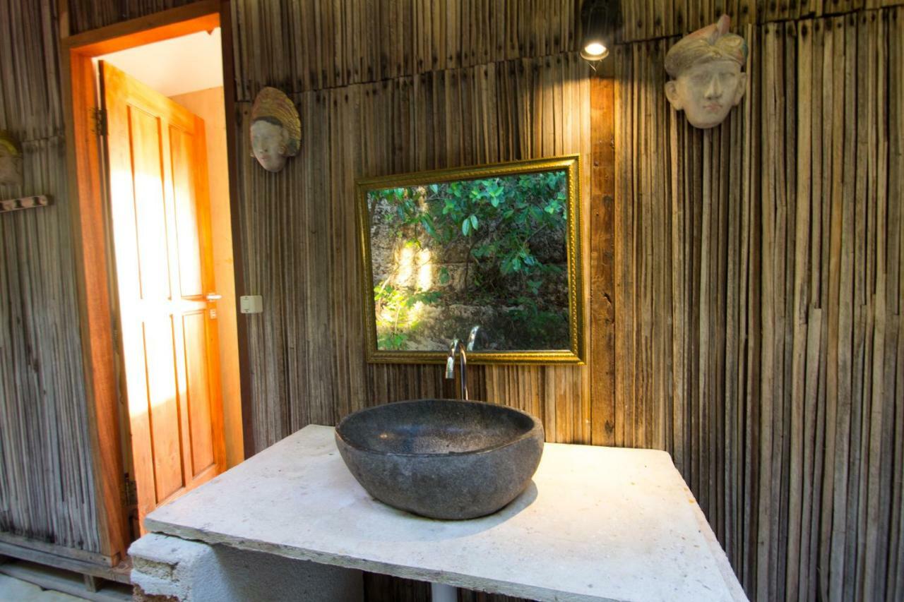 Boa Hill Surf House Hotel เนมบราลา ภายนอก รูปภาพ