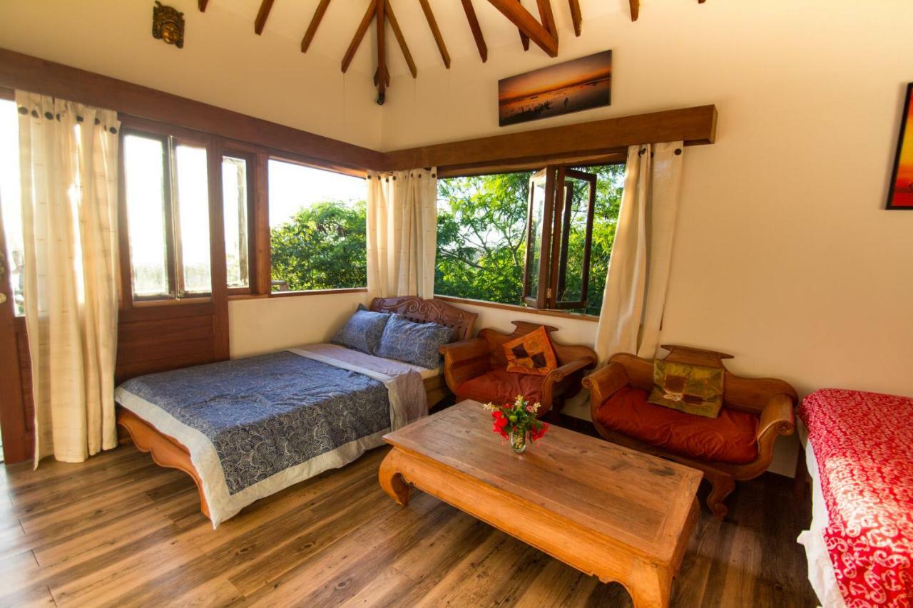 Boa Hill Surf House Hotel เนมบราลา ภายนอก รูปภาพ