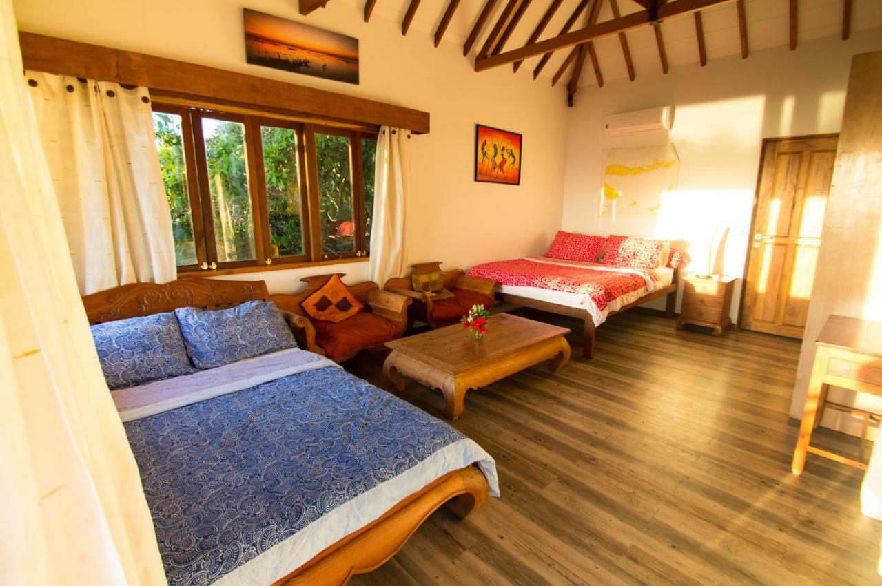 Boa Hill Surf House Hotel เนมบราลา ภายนอก รูปภาพ